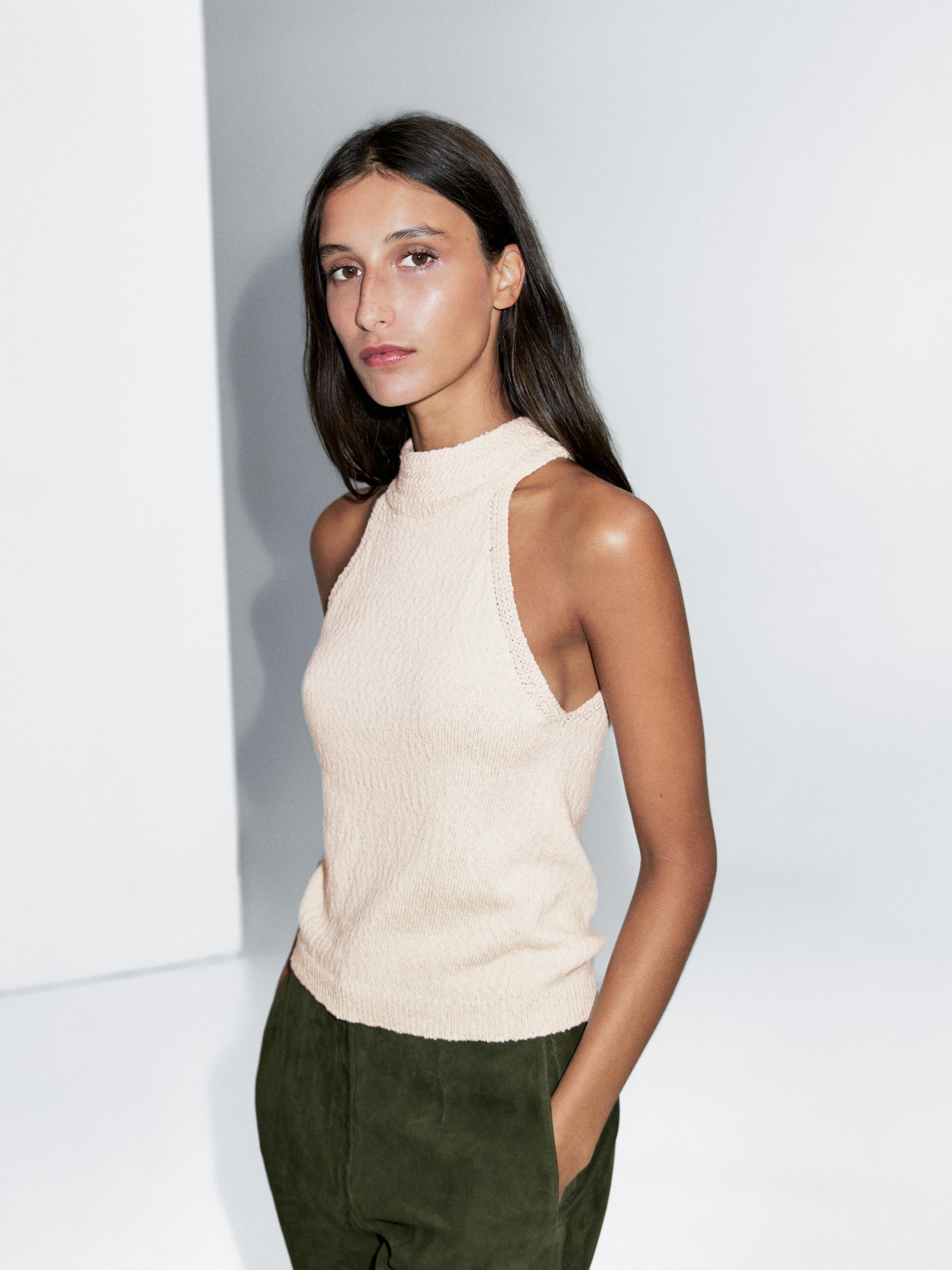 Textured knit halterneck top
